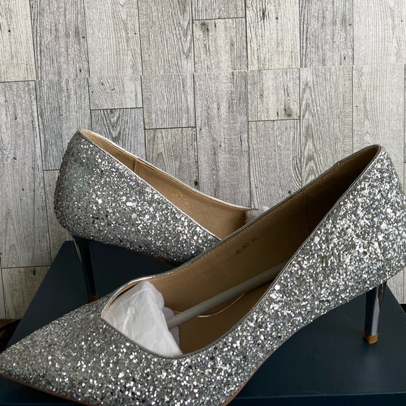 Modatope Classic Sparkly Silver Pump Heels - Picture 4 of 8